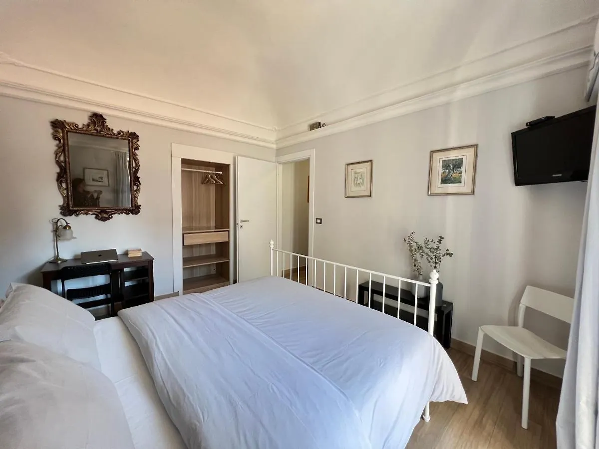 Appartamento Emanuele Room Catania Italia
