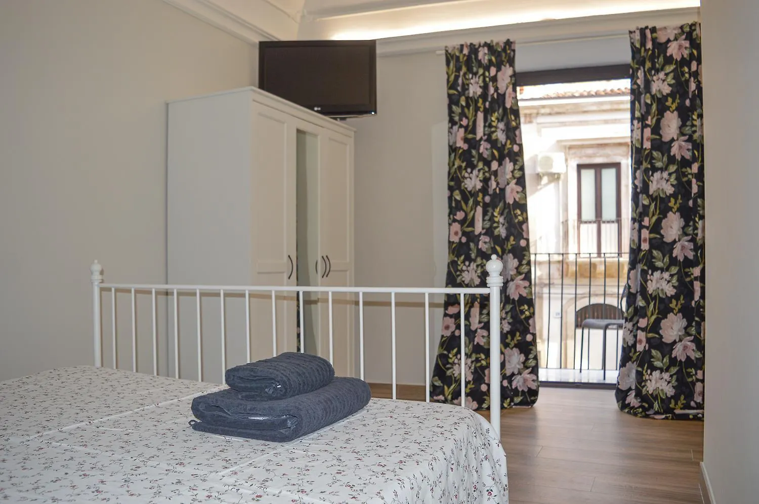 Emanuele Room Catania 0*,  Italien